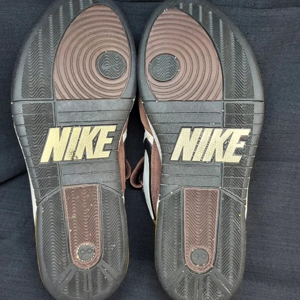 Nike Men's Brown and White High-Top Sneakers - Picture 6 of 7